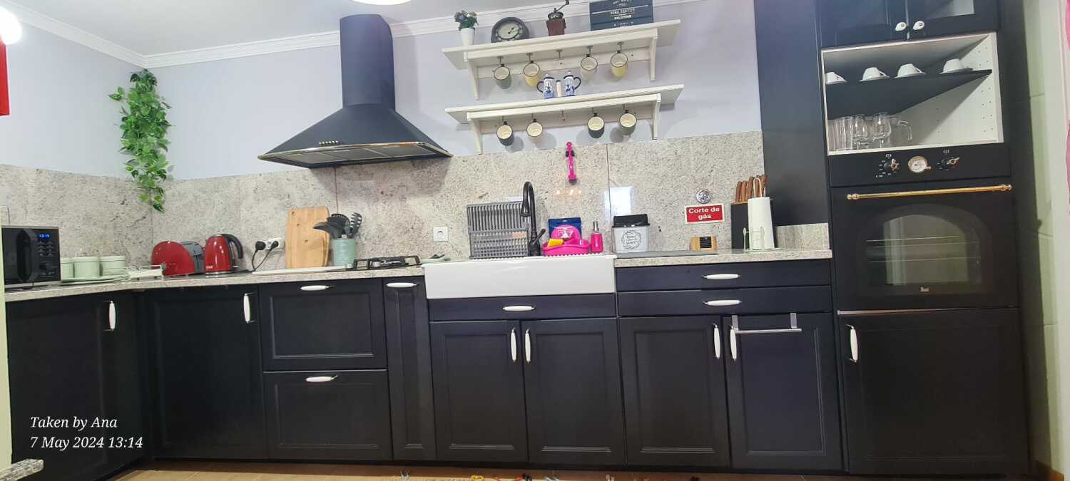 Main Kitchen Photo 3.jpeg