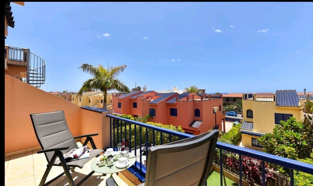 18-09-11 128 Balkon mit Atlantik View.jpg