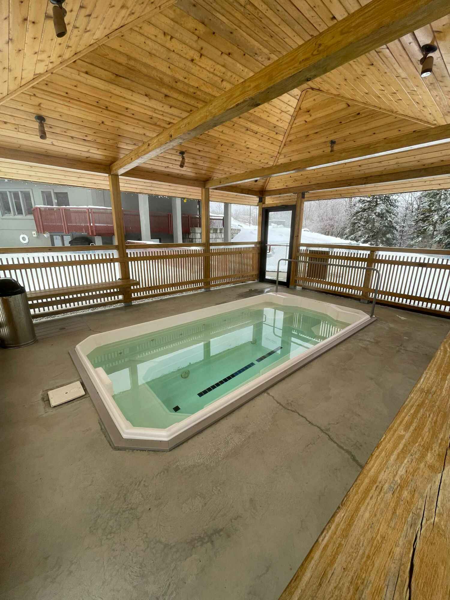covered outdoor hot tub.jpg
