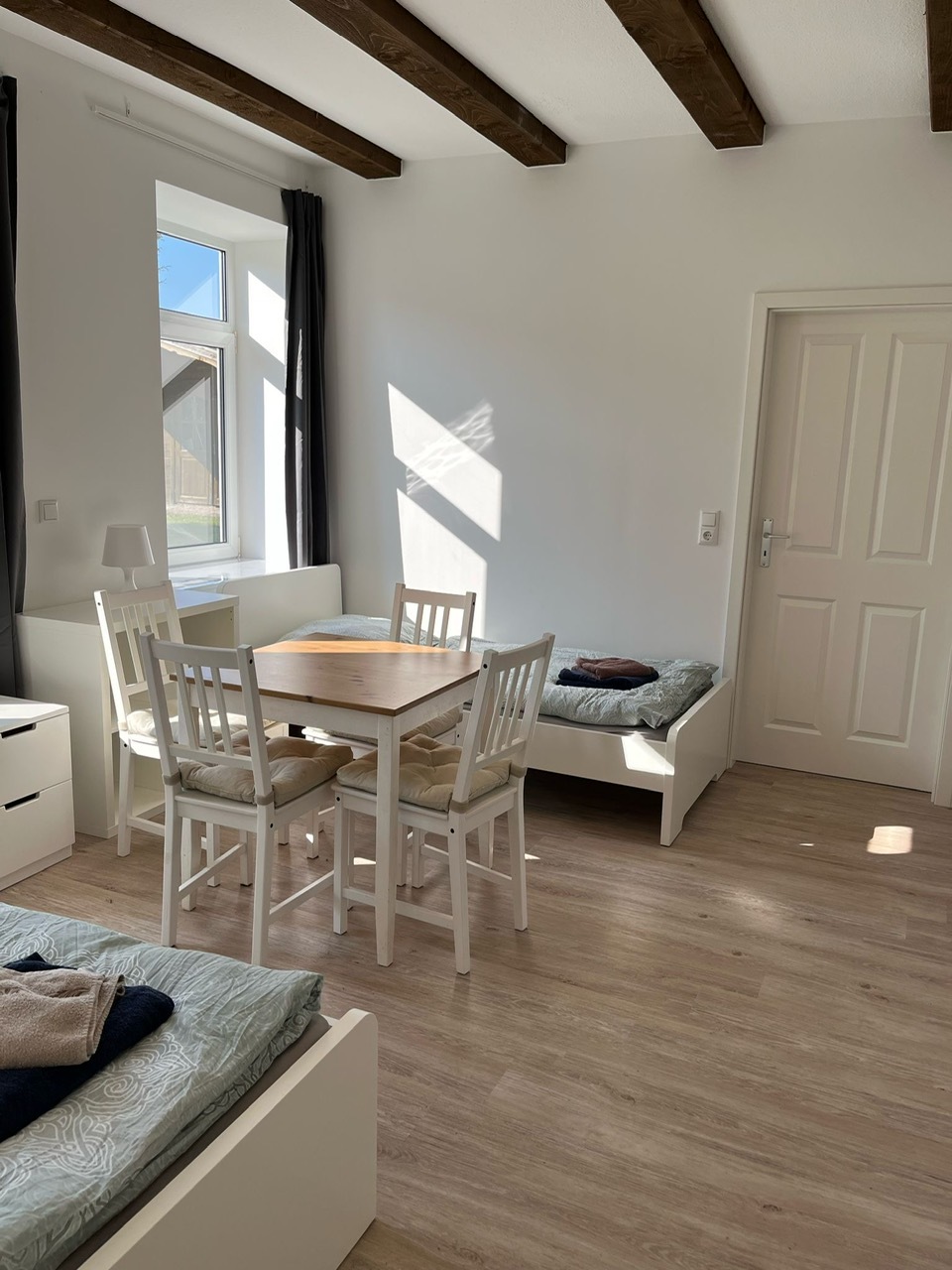 W4 Zimmerblick front 2.jpeg