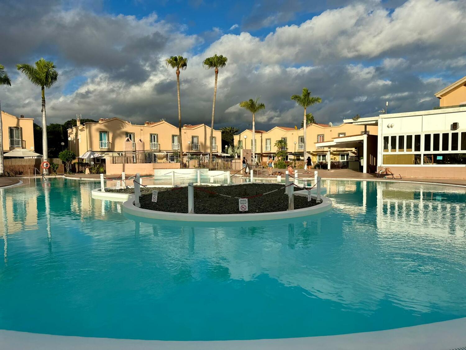 WhatsApp Image 2025-10-31 at 19.36.13 (4).jpeg