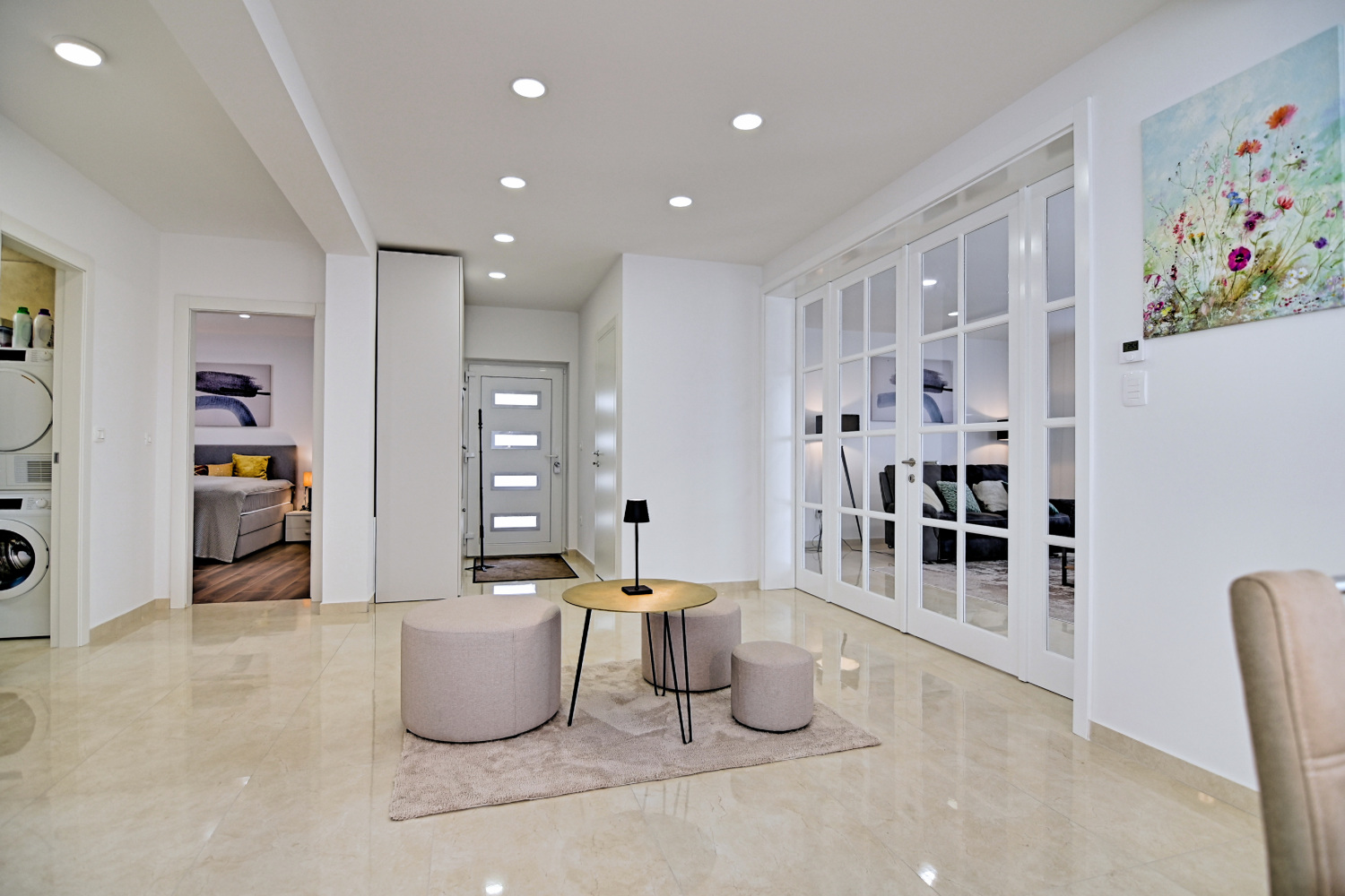 Eingangsbereich 4-1.jpg