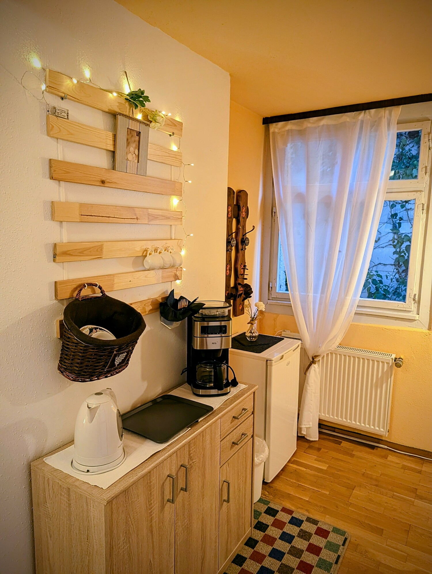 zi1 kommode kühlschrank.jpg