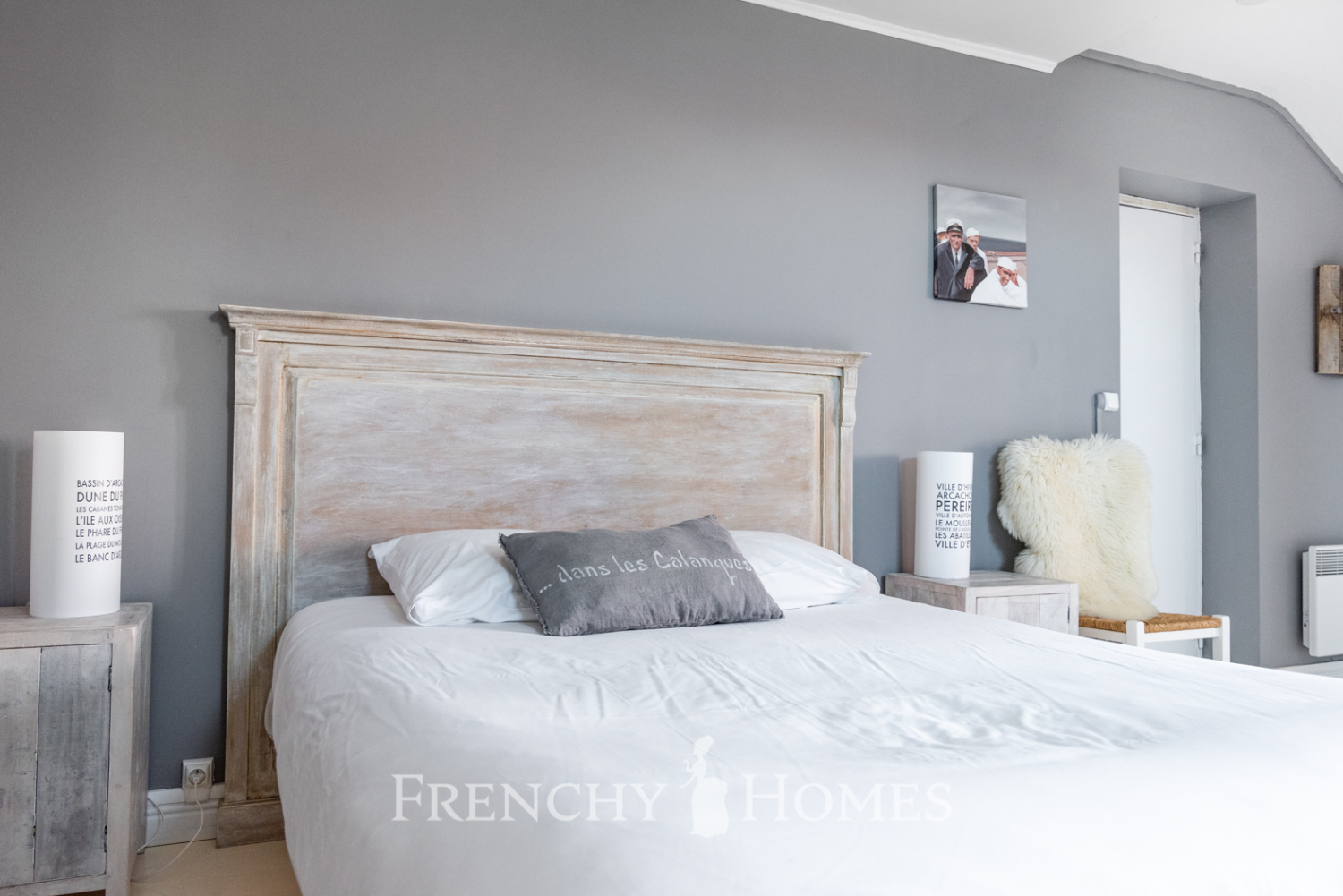 FrenchyHomes22Logo-15.jpg