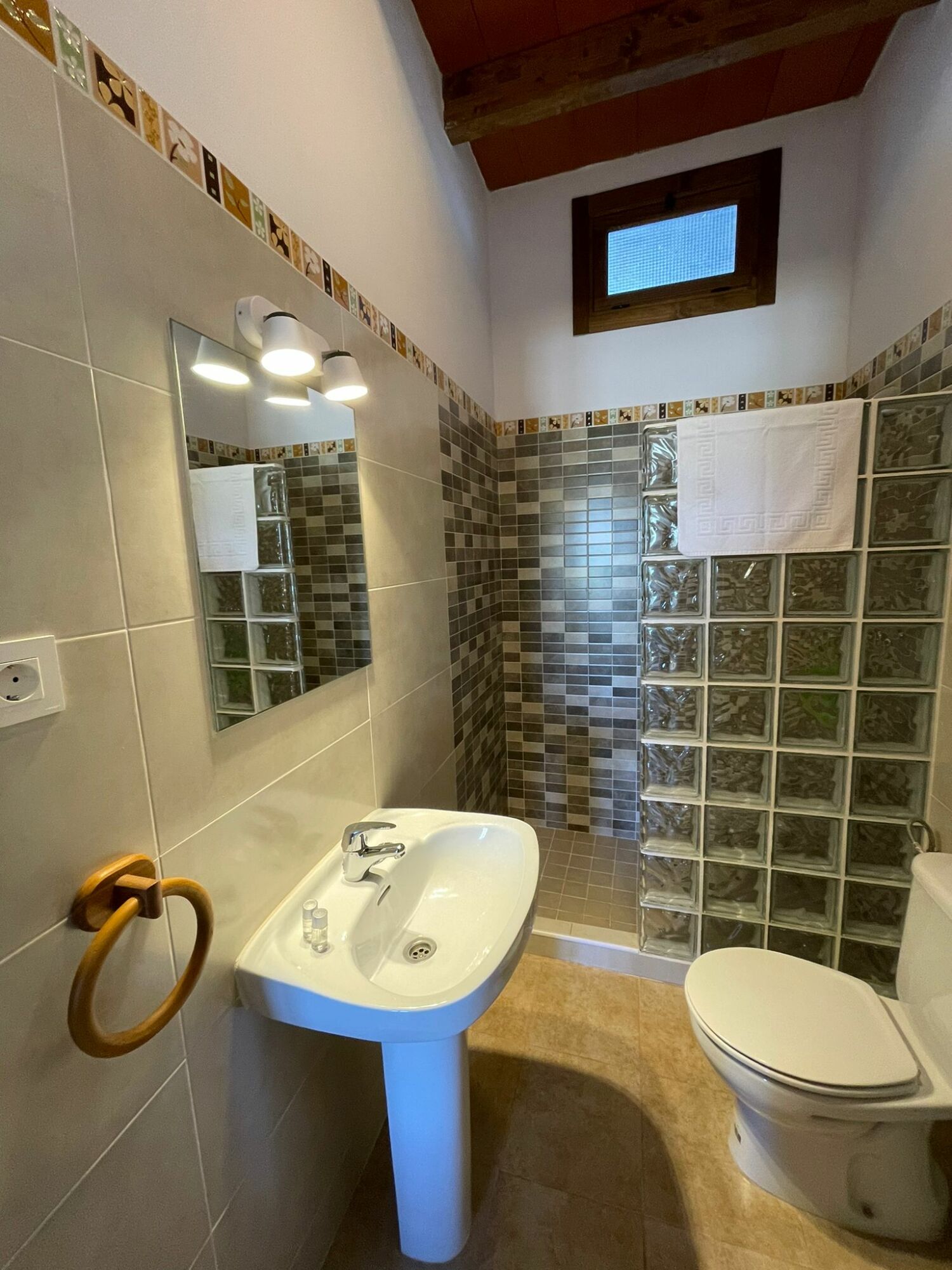 08 HABITACION 6 - POSADA LOS CABALLOS.jpeg