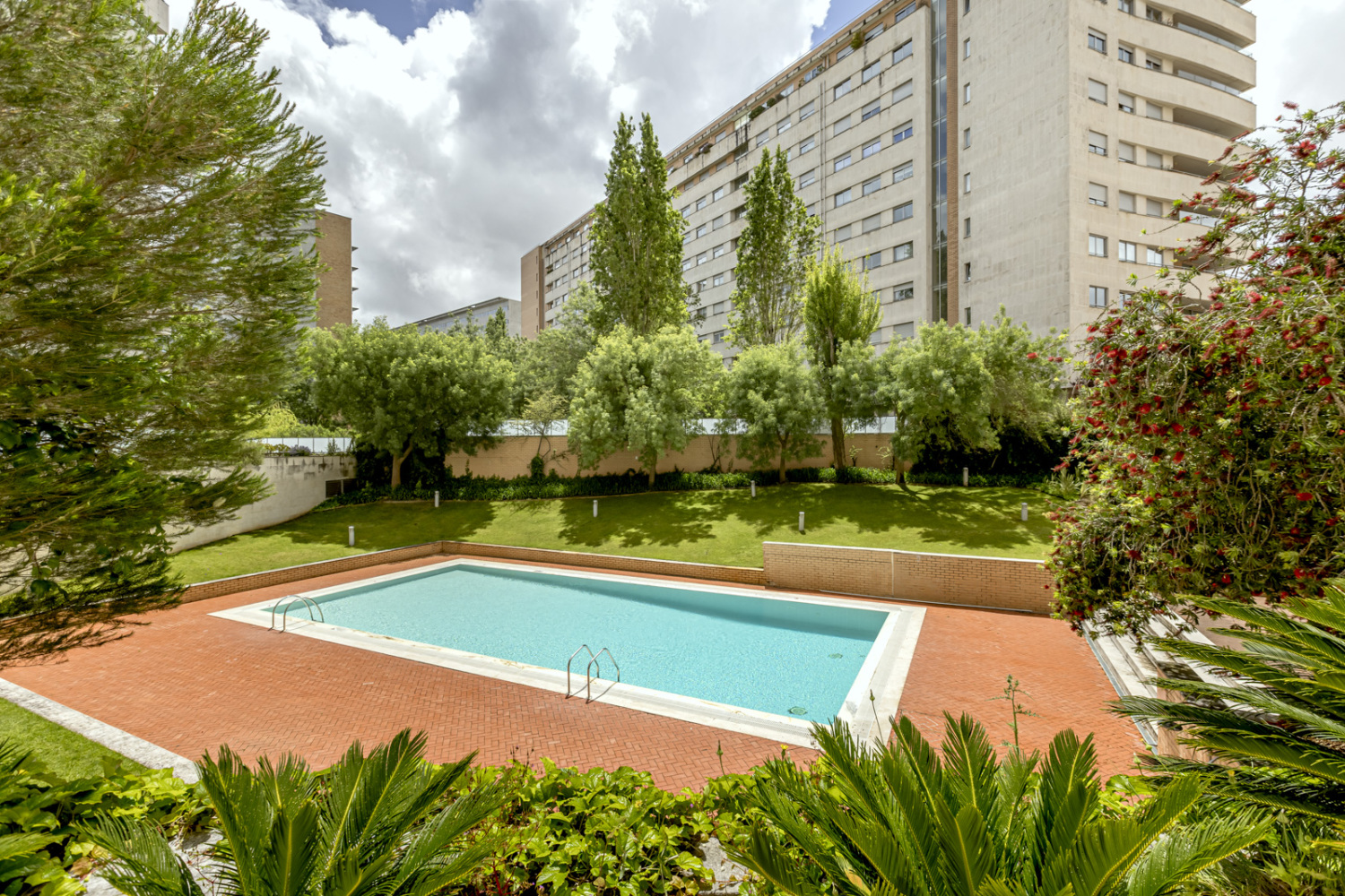 77_Vista Condominio.jpg