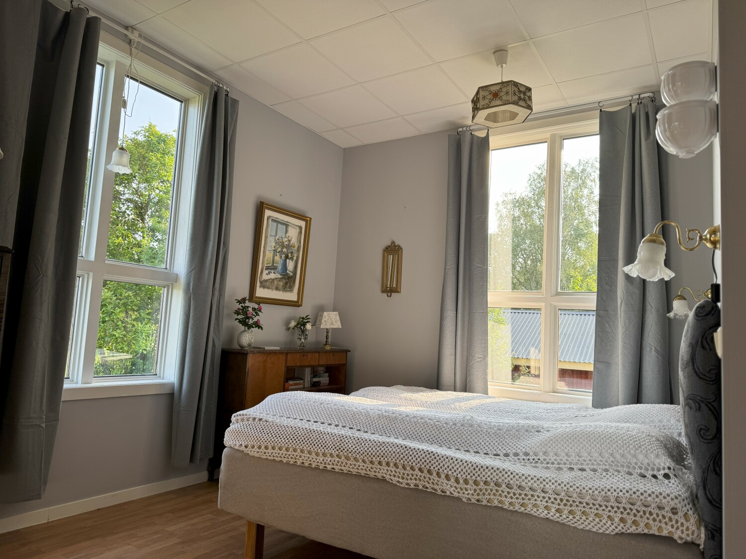 Animskog Kyrkskola Lindeskog Master Bedroom 3_1.jpeg