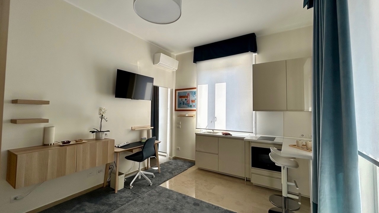 KITCHEN & WORK TABLE (1).jpeg