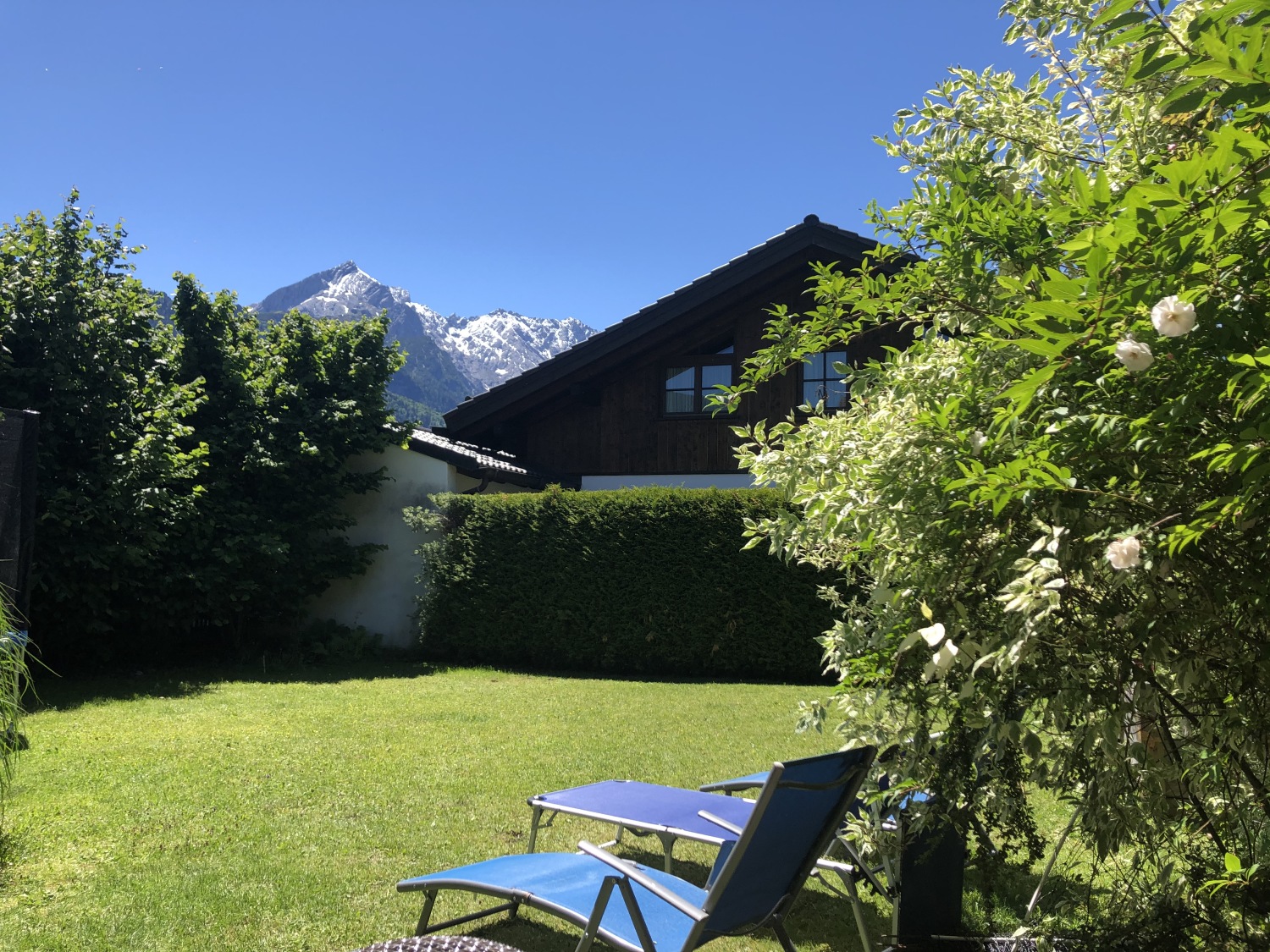 Ferienhaus Trenkwalder Ferienhaus „Angelika“ mit Garten in Garmisch