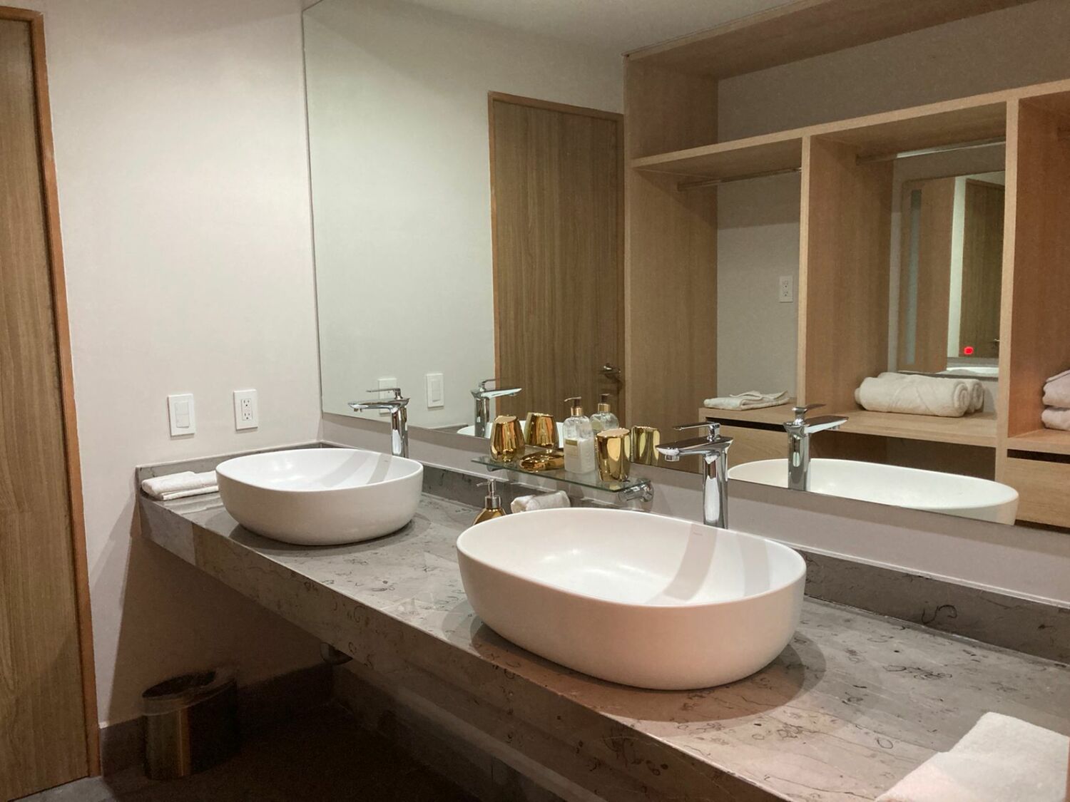 WhatsApp Image 2022-09-20 at 9.24.49 PM.jpeg