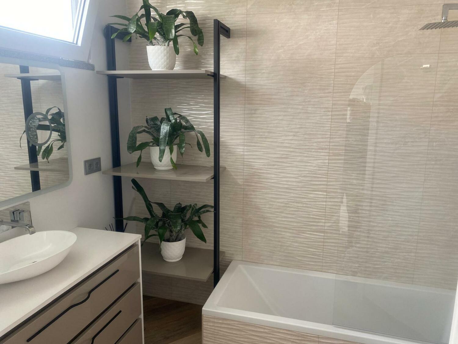 WhatsApp Image 2024-11-22 at 16.25.47 (8).jpeg