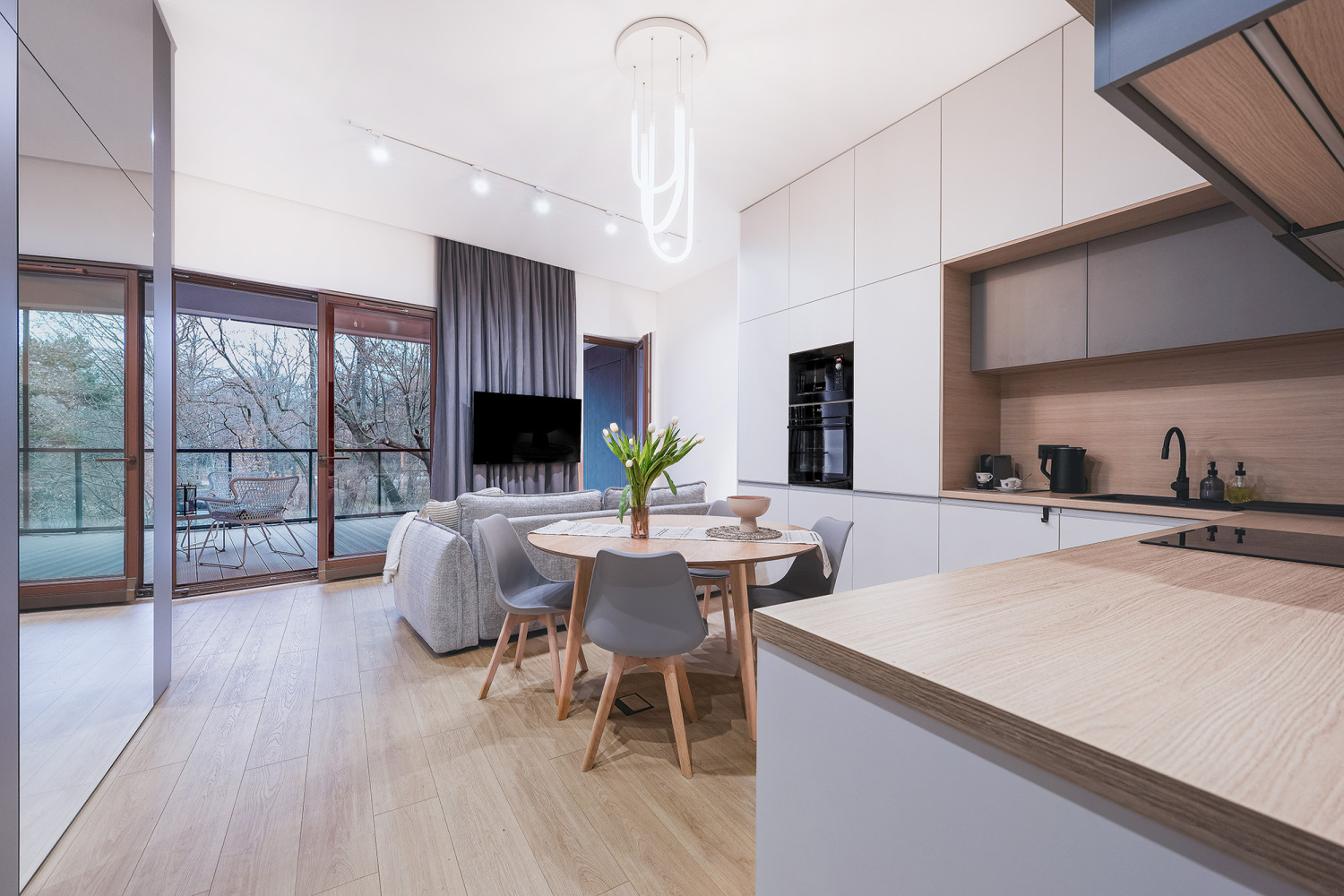 salon otwarta przestrzeń sypialnia wynajem mieszkanie Łódź.jpg