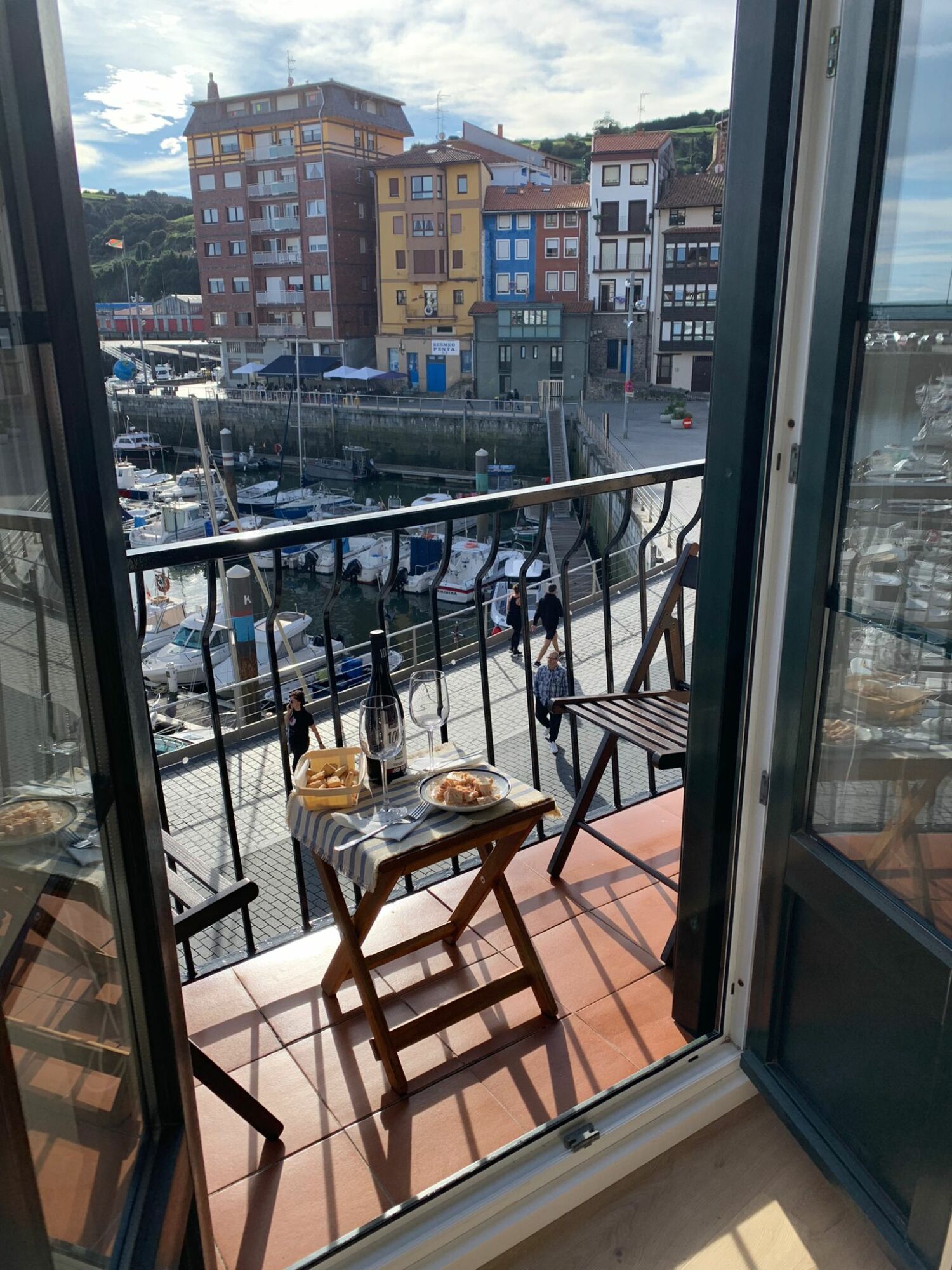 Istua vistas momento balcón 3.jpg