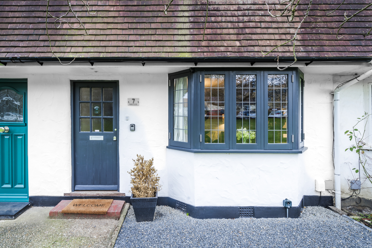 adrianna 7 barn close-83.jpg