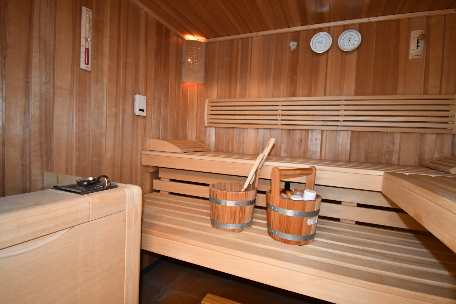 UG Sauna.jpg