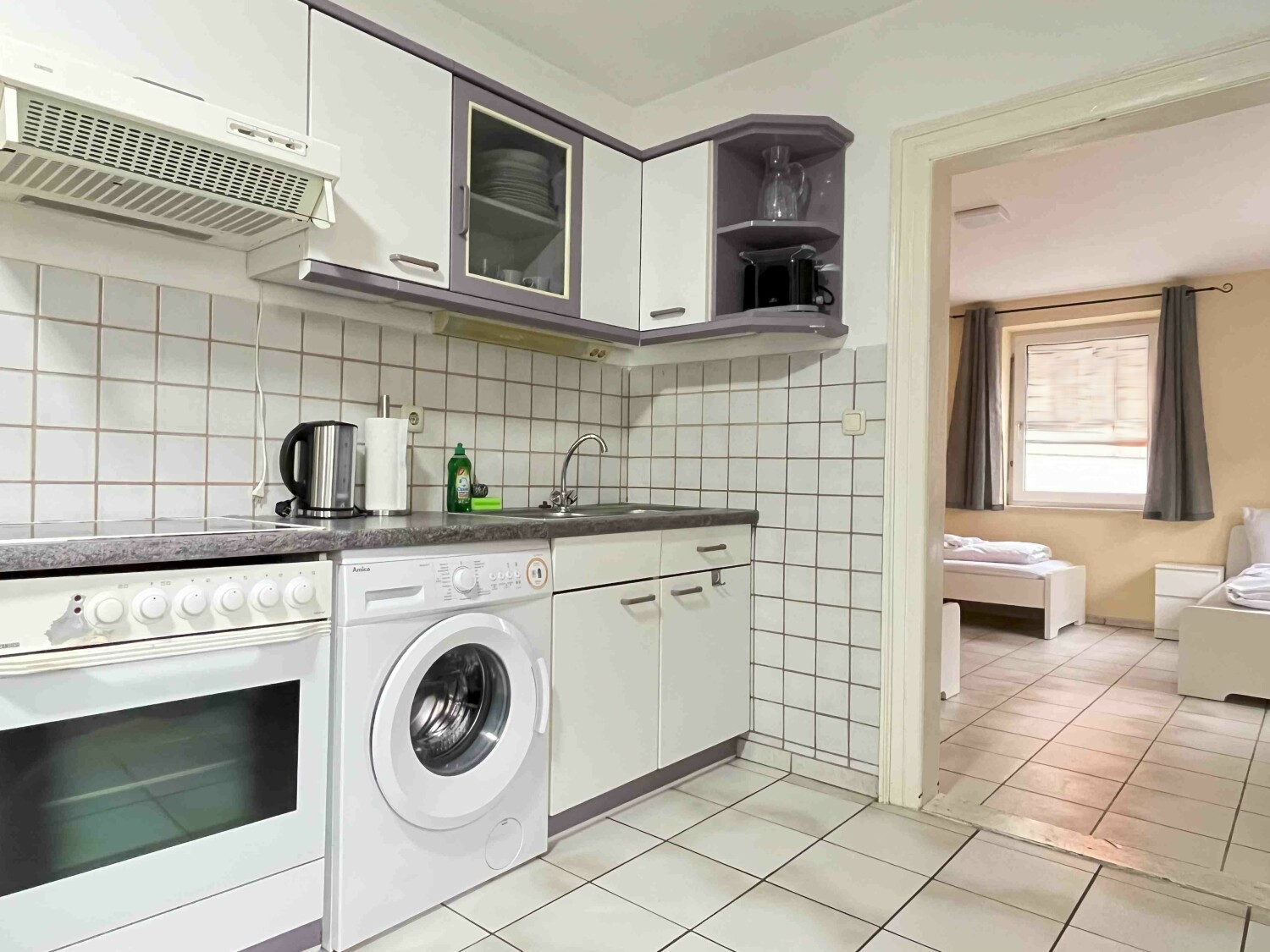 SAD301_(EG re.) Rölsstraße 13, 92421 Schwandorf (2).jpg