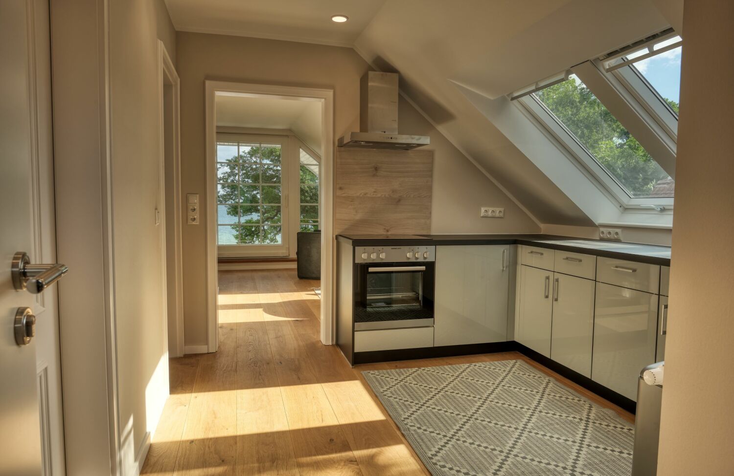 OG Küche Ausblick 8MB.jpeg