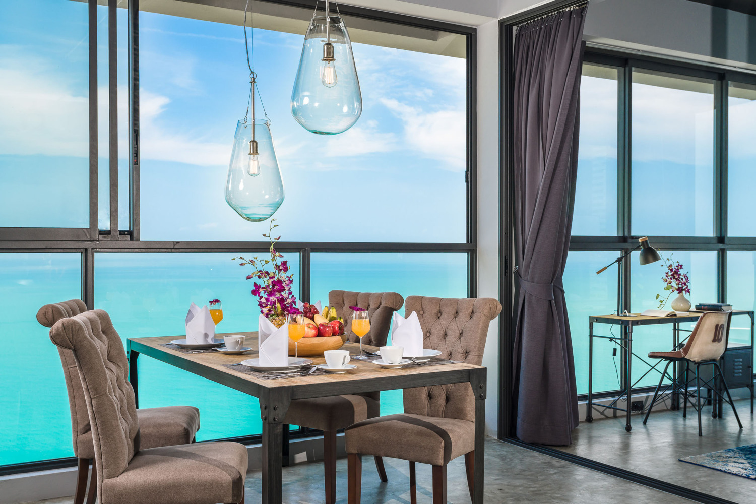 SL - 7 - Beautiful dining area.jpg