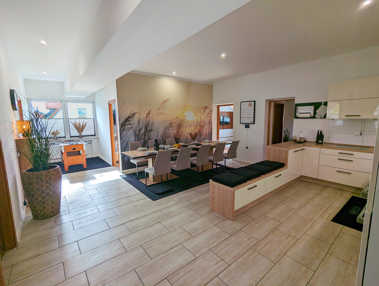 Küche+Essbereich (2)bFHD.jpg