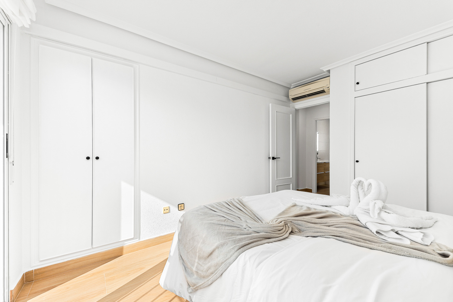 Calle del Ancla 74 - Torre de la Horadada (16).jpg