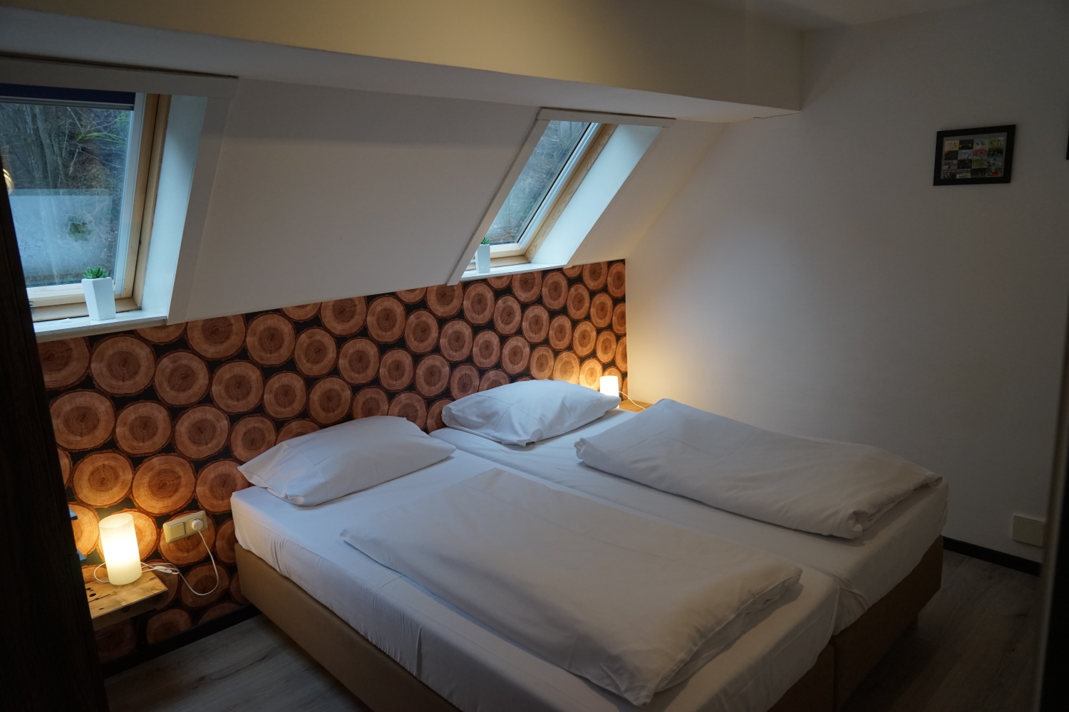 Doppelzimmer Eifelsteig-1.JPG