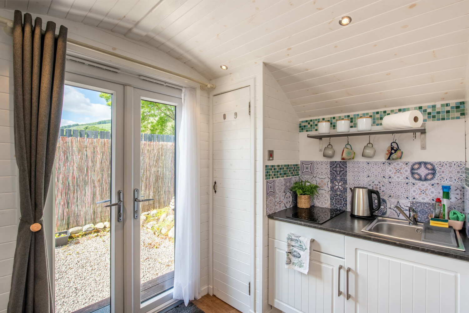 Garden Pod (Low Res)-10.jpg