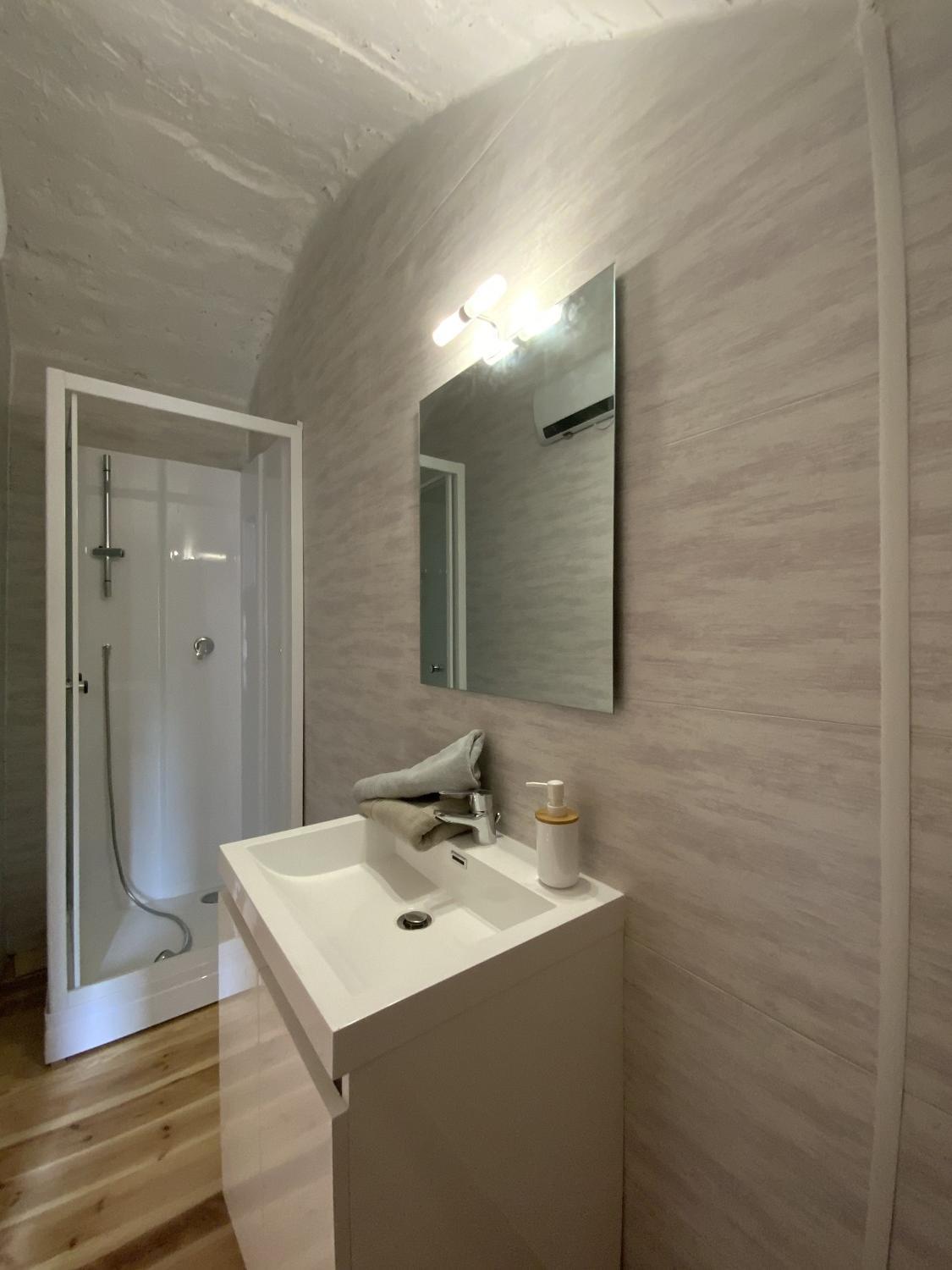 salle d'eau Céline.jpg