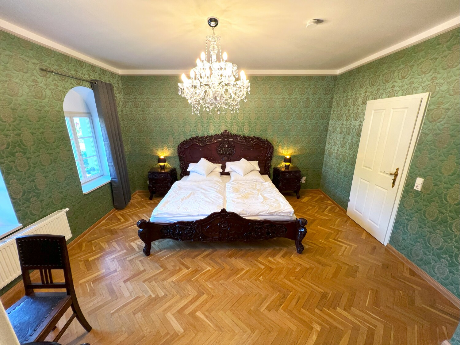 Schlafzimmer 5.2.jpg
