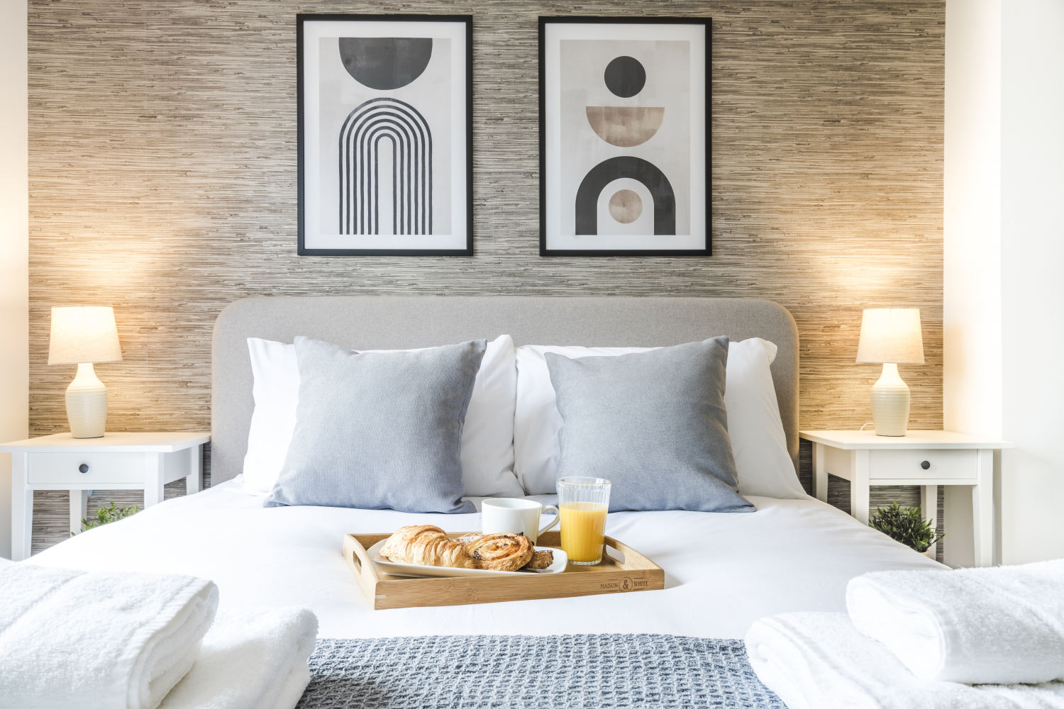 adrianna 7 barn close-8.jpg