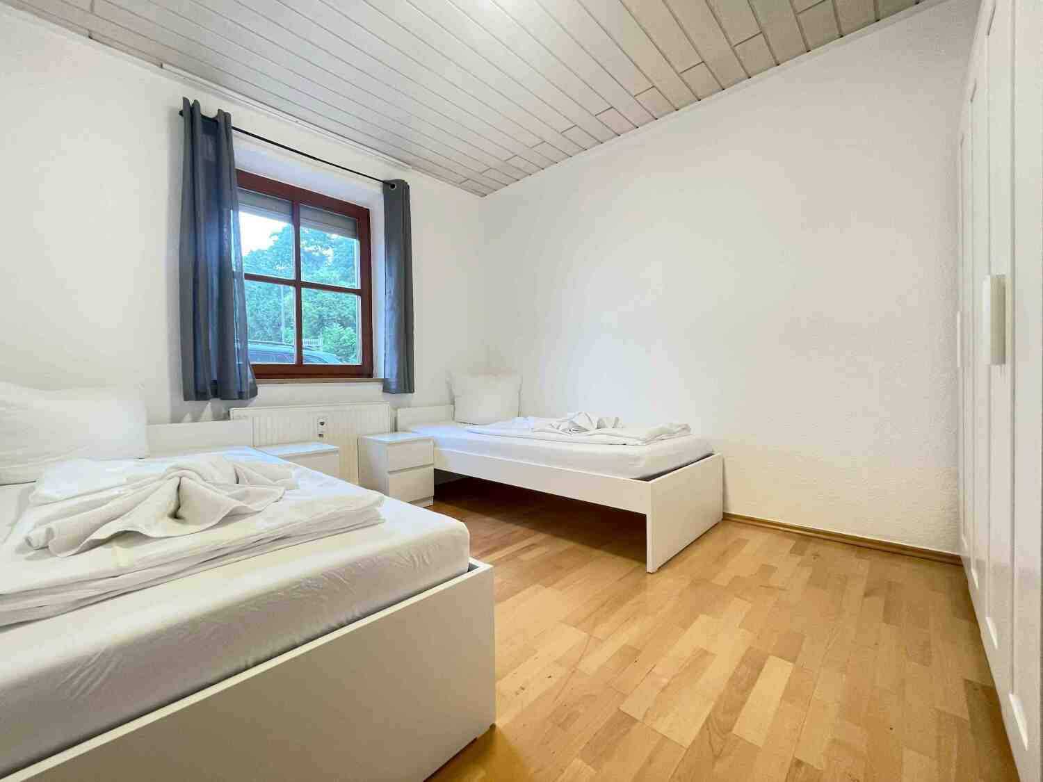 SAD261_(EG) Fichtlstraße 8, 92421 Schwandorf (7).jpg