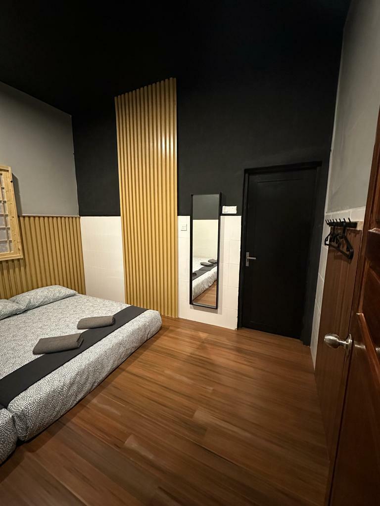 bedroom 2 Executive Garden Suite.jpeg