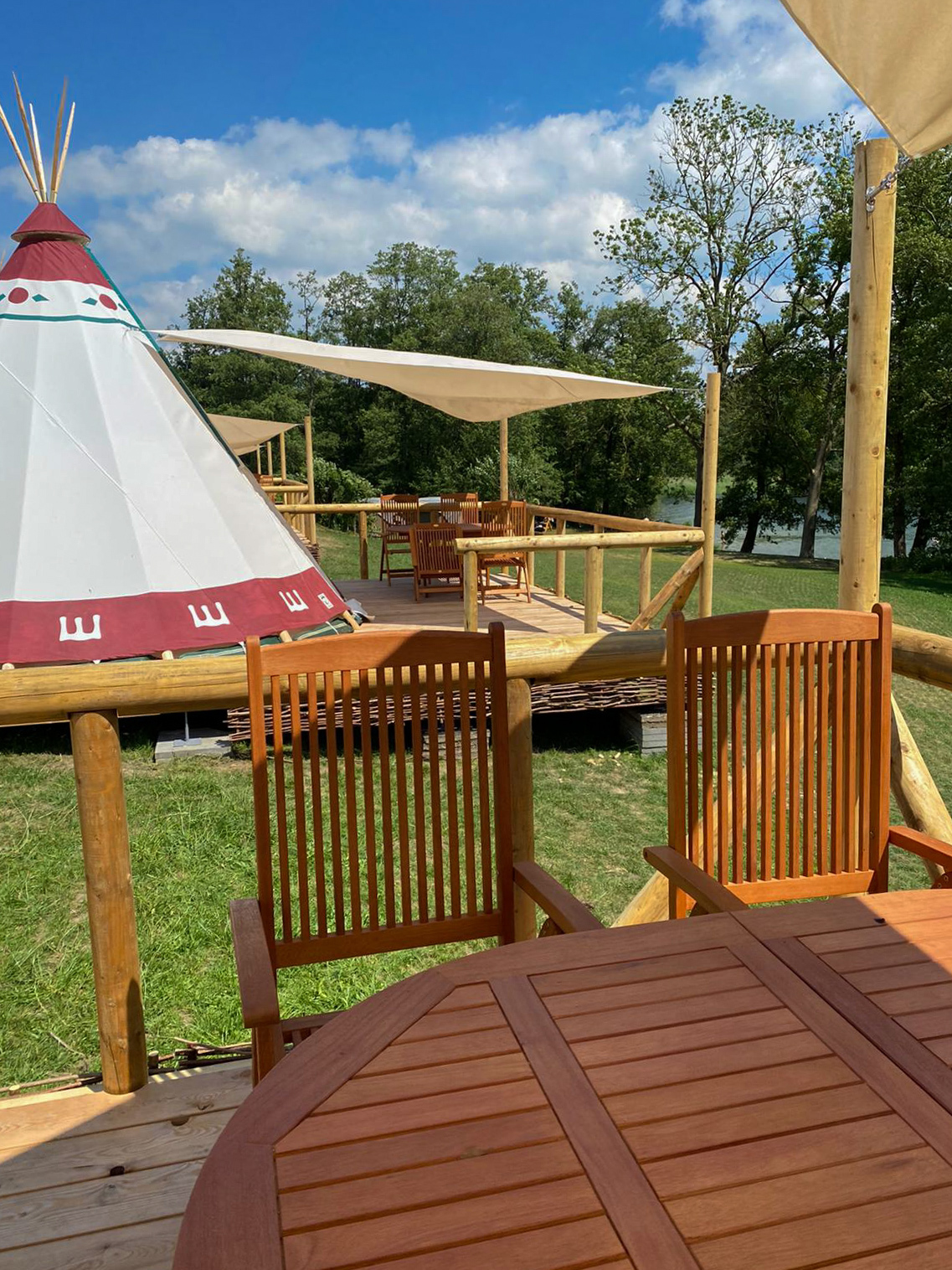 George Glamp Resorts - Tipi Shoshoni