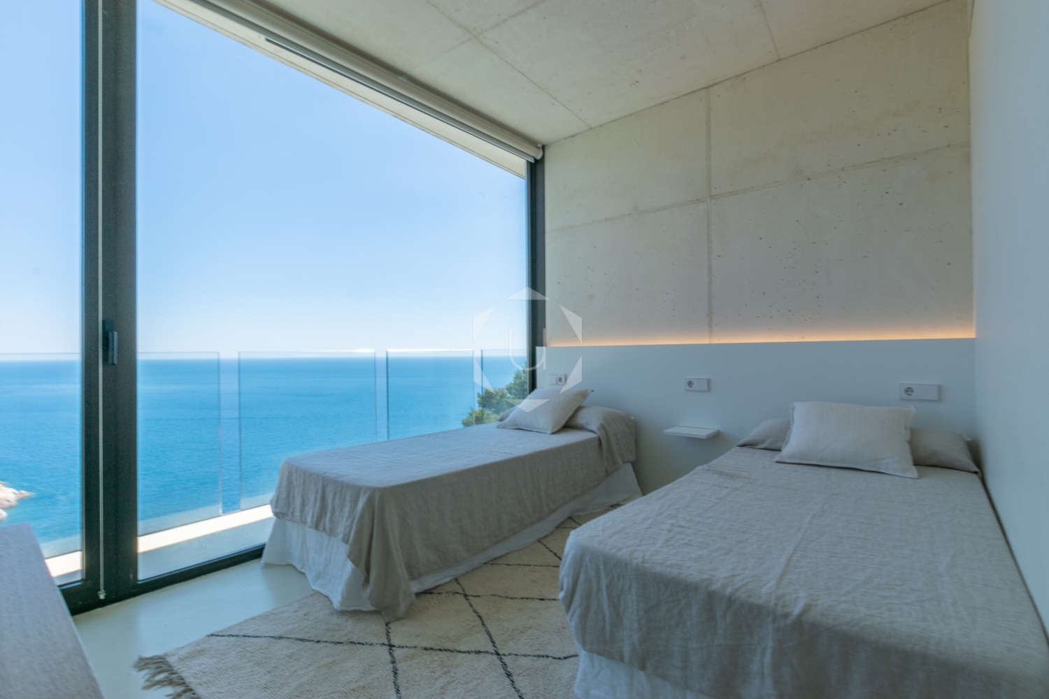 Villa Crystal, Luxury rental home in Aiguablava, Begur, Costa Brava (37).jpg