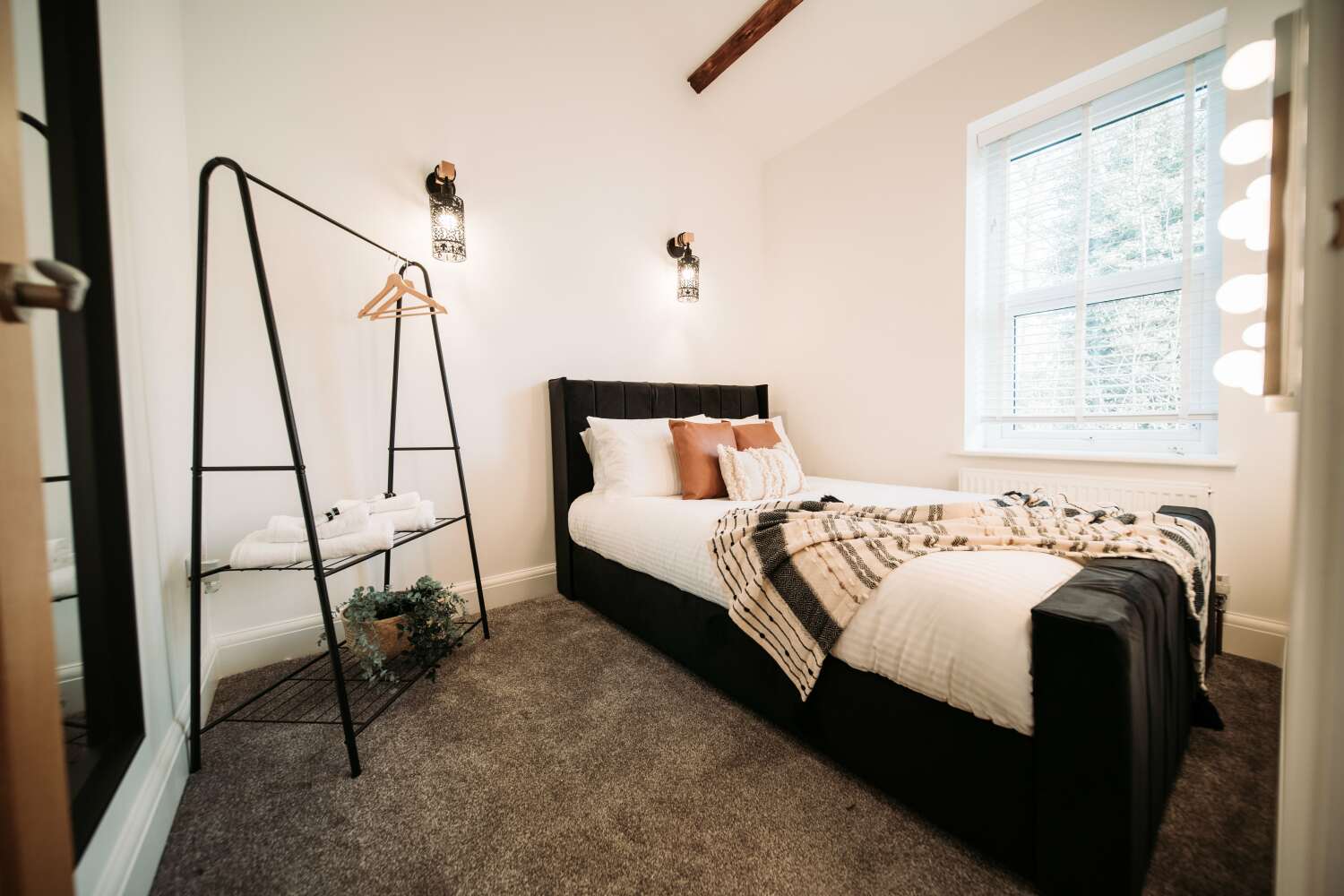 Kandaka Properties - 12 Ravenscar Avenue Property Photos (2 of 185)-min.jpg