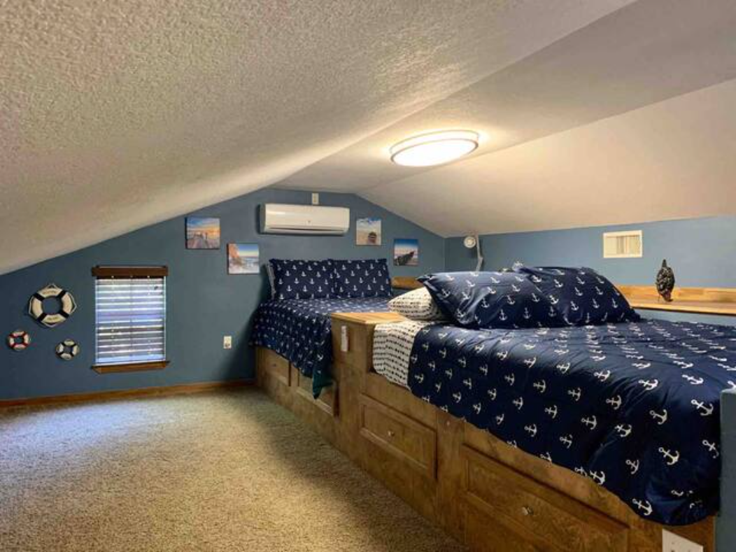 West Wing Bedroom.png