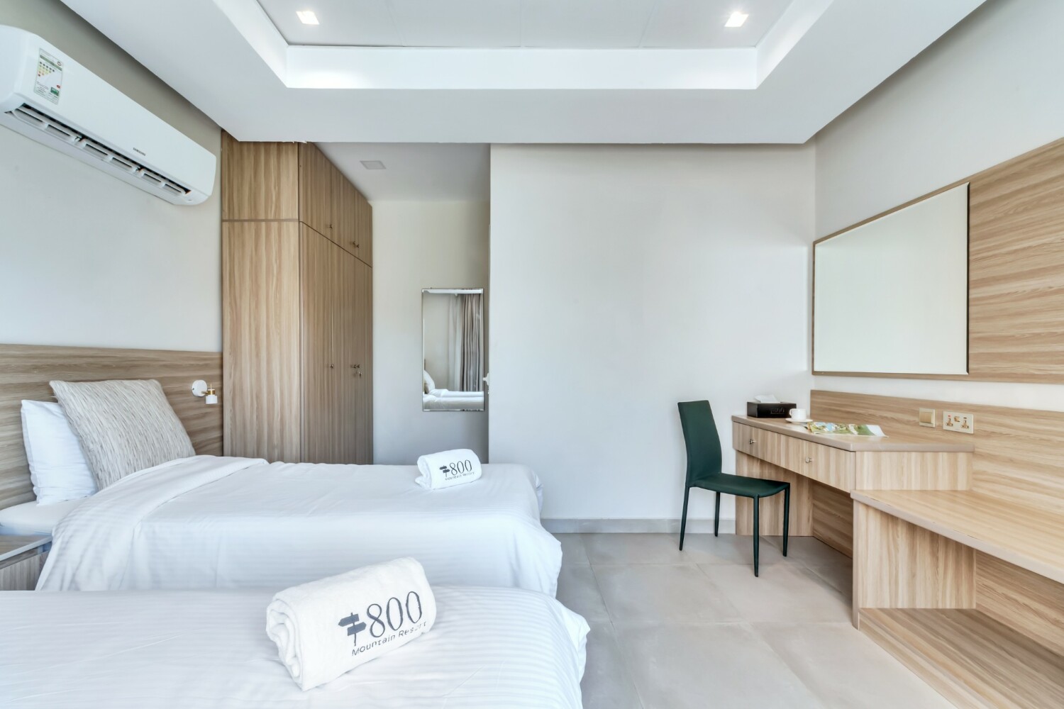 34_LAP_2323 (2K).jpg