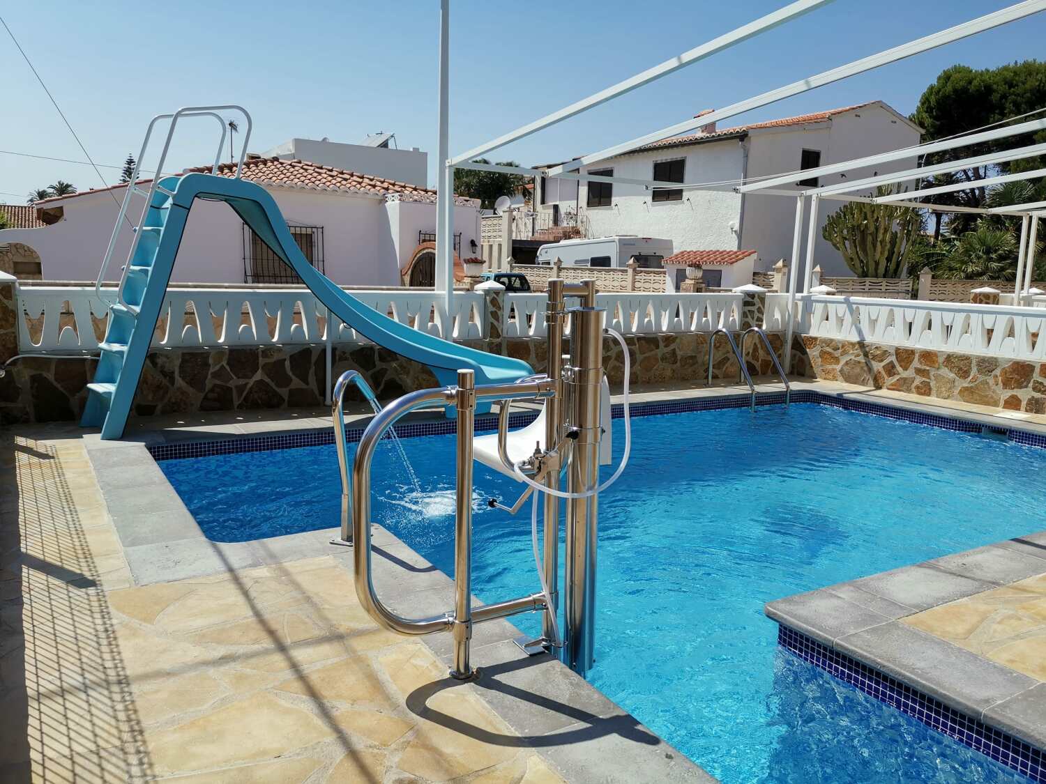 Res-Thomas Poolanlage-min (1).jpg