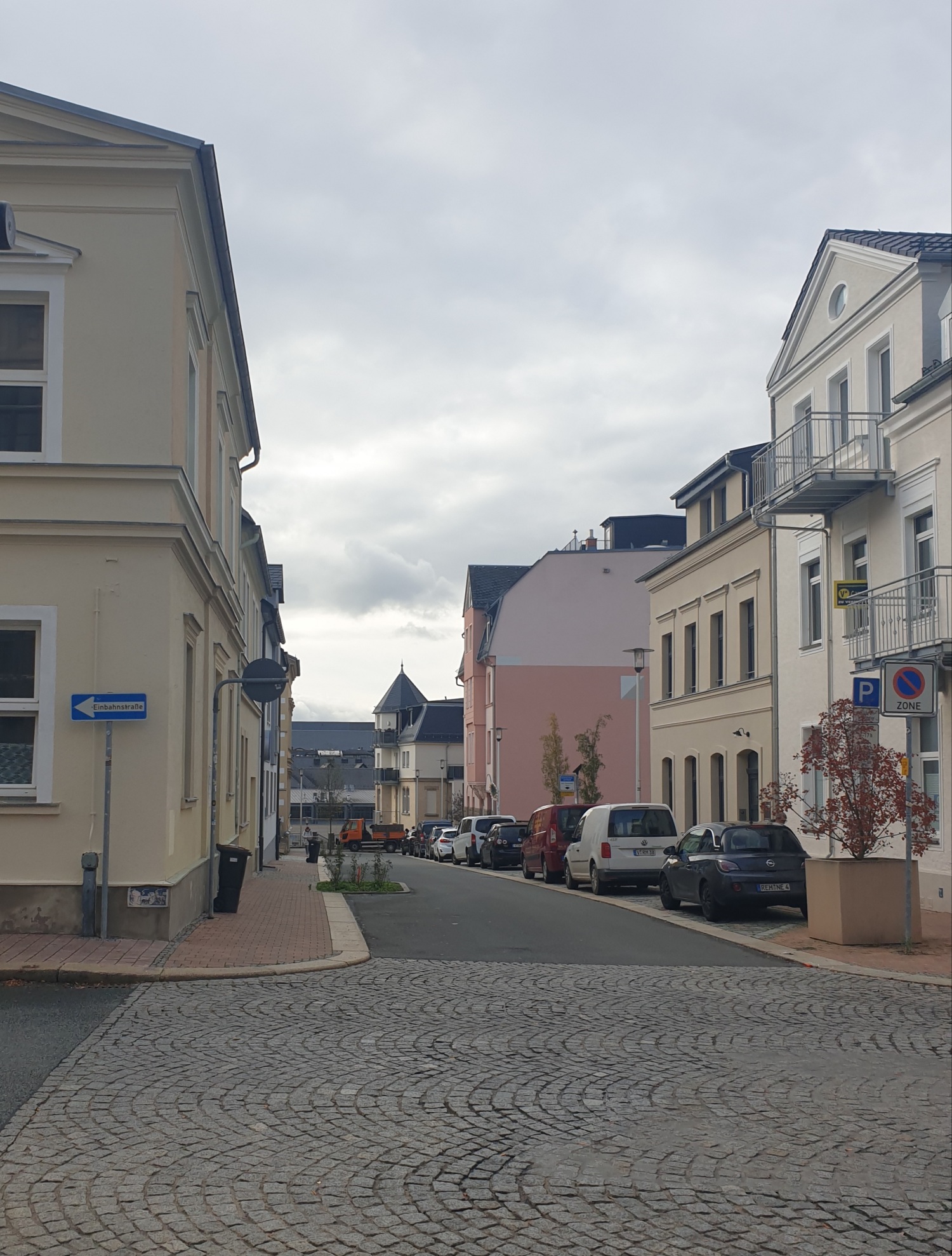 Straßenseite Bergstr..jpg