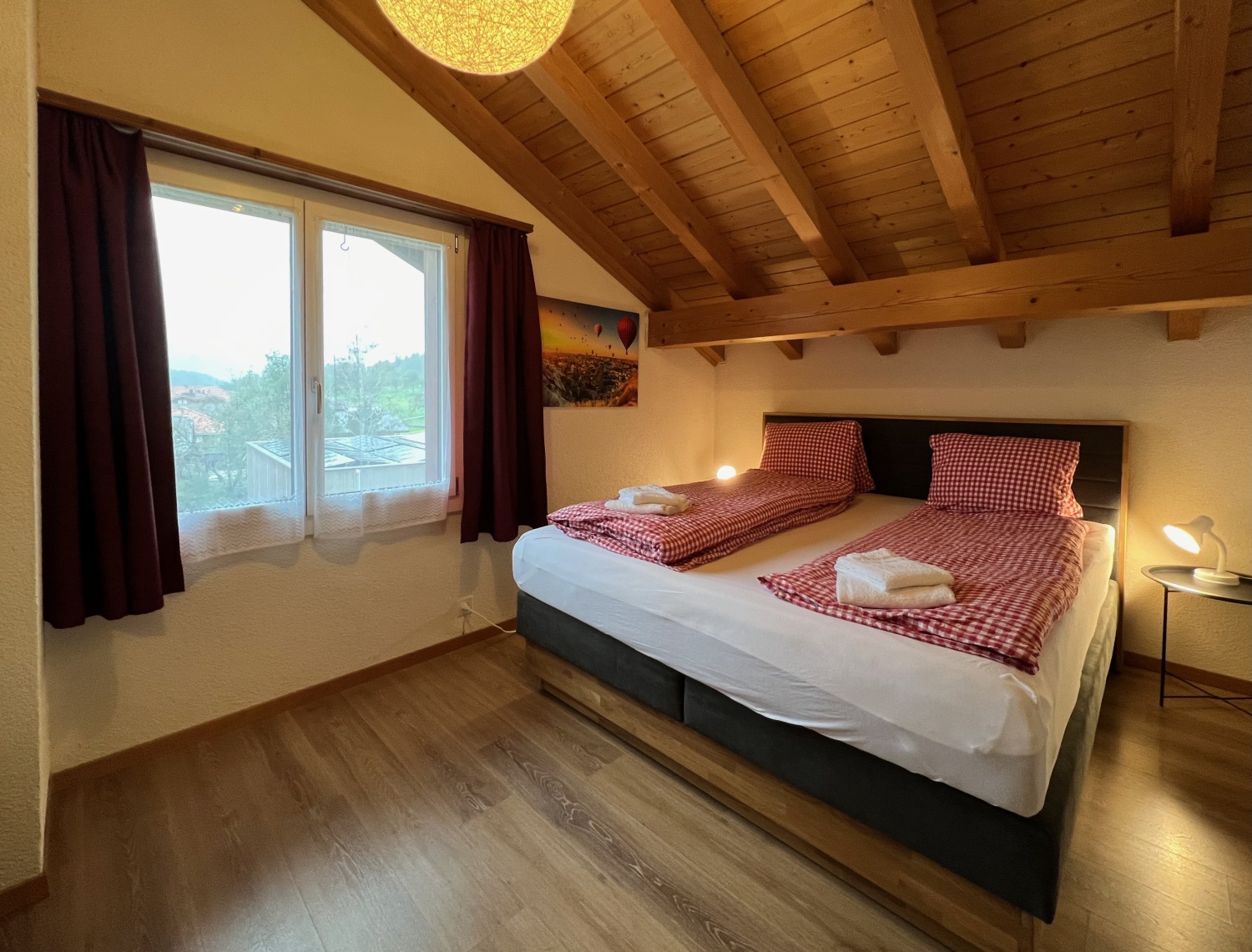 Schlafzimmer DG Süd.jpeg