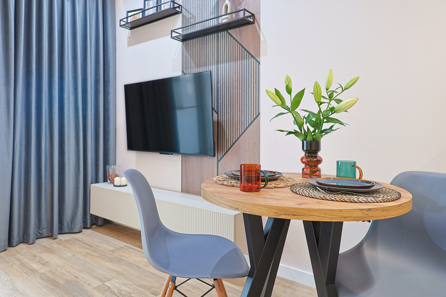 stolik i tv łódż.jpg