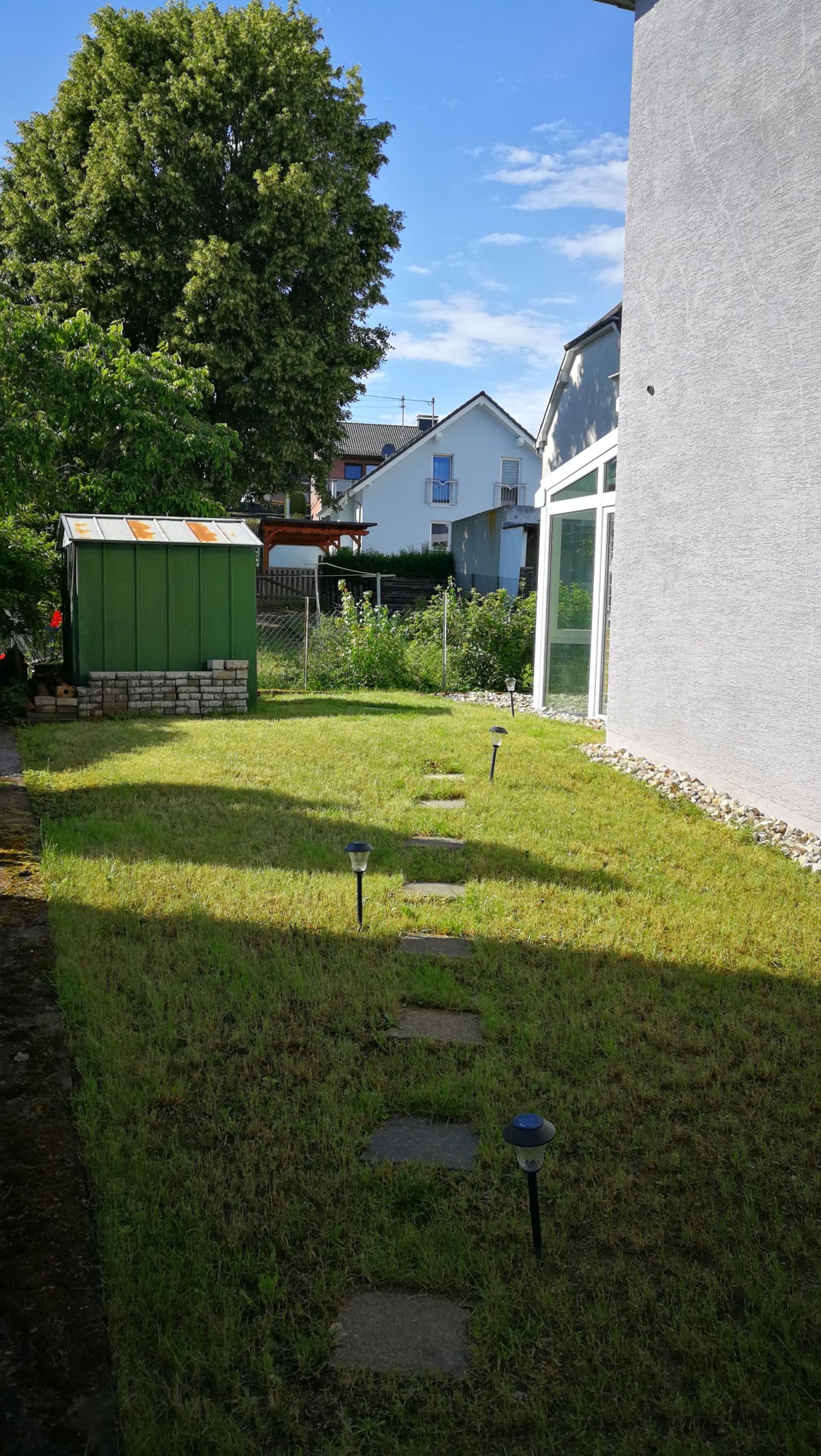 Garten hinterm Haus.jpg