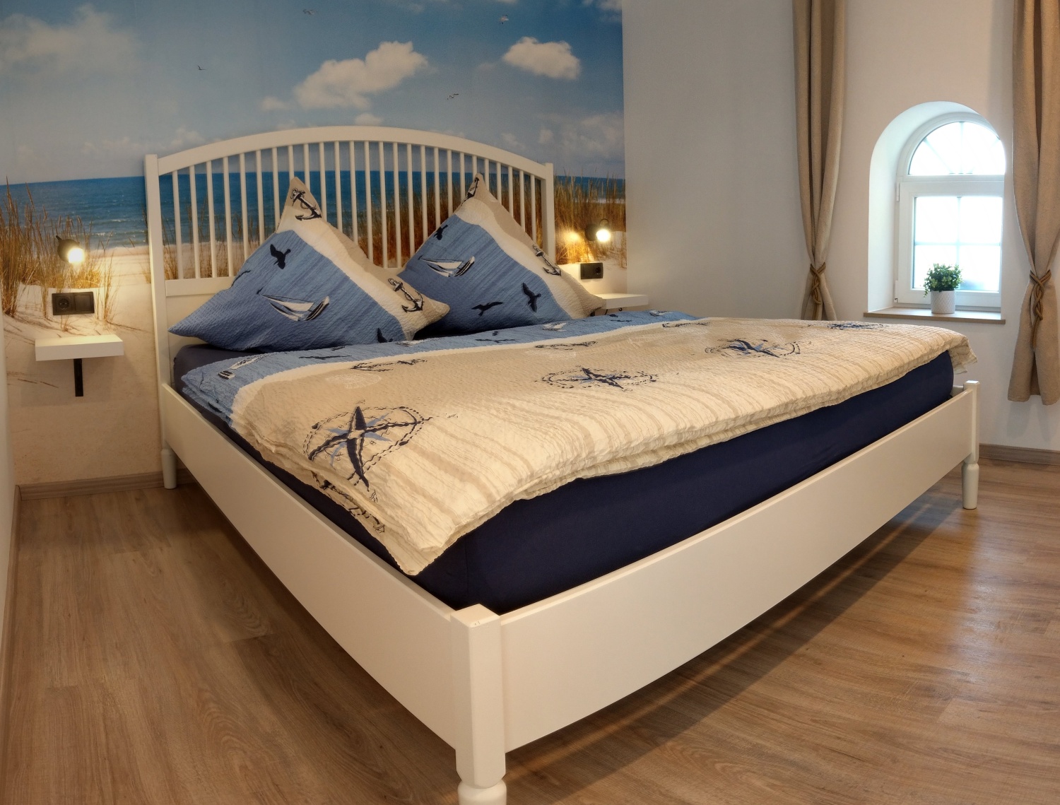 Schlafzimmer im alten Pferdestall.jpg