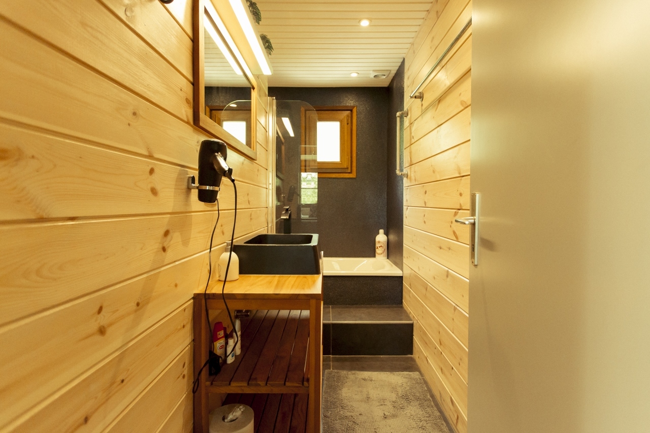 0U4A0098 (1280x853).jpg