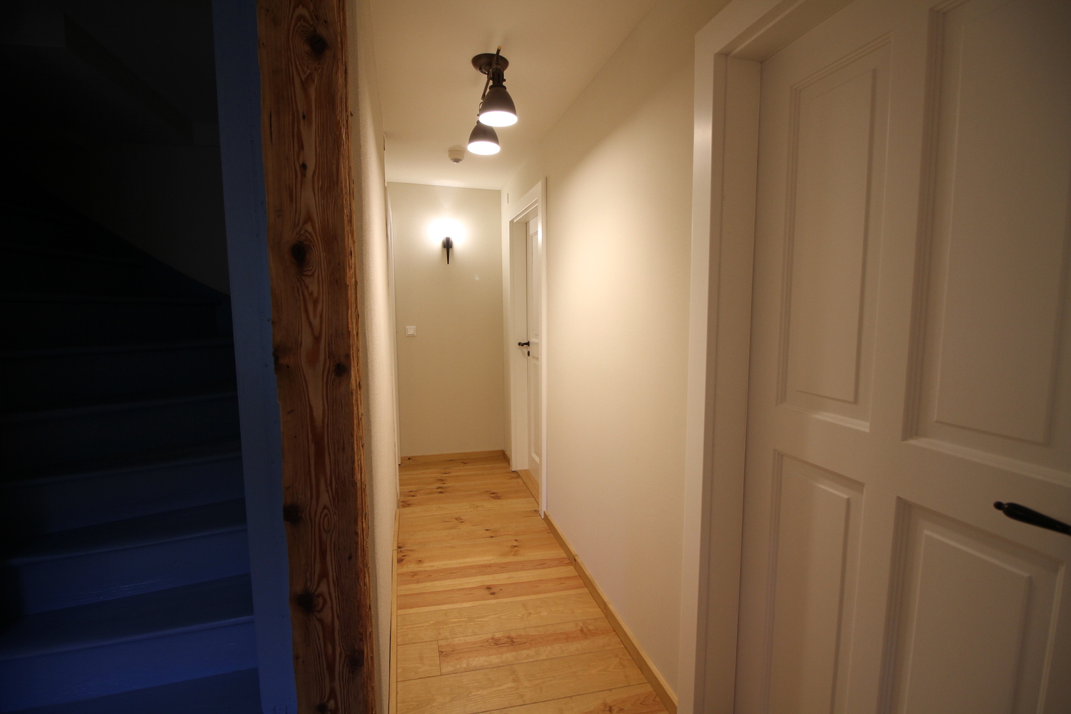 11. Der Flur oben 2019_07_13_1240.JPG