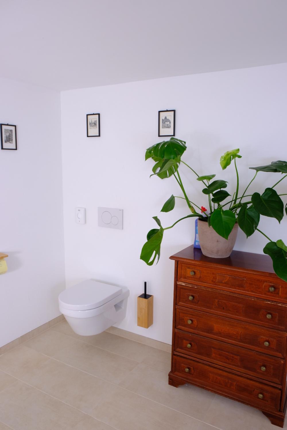 Badezimmer oben (7).jpg