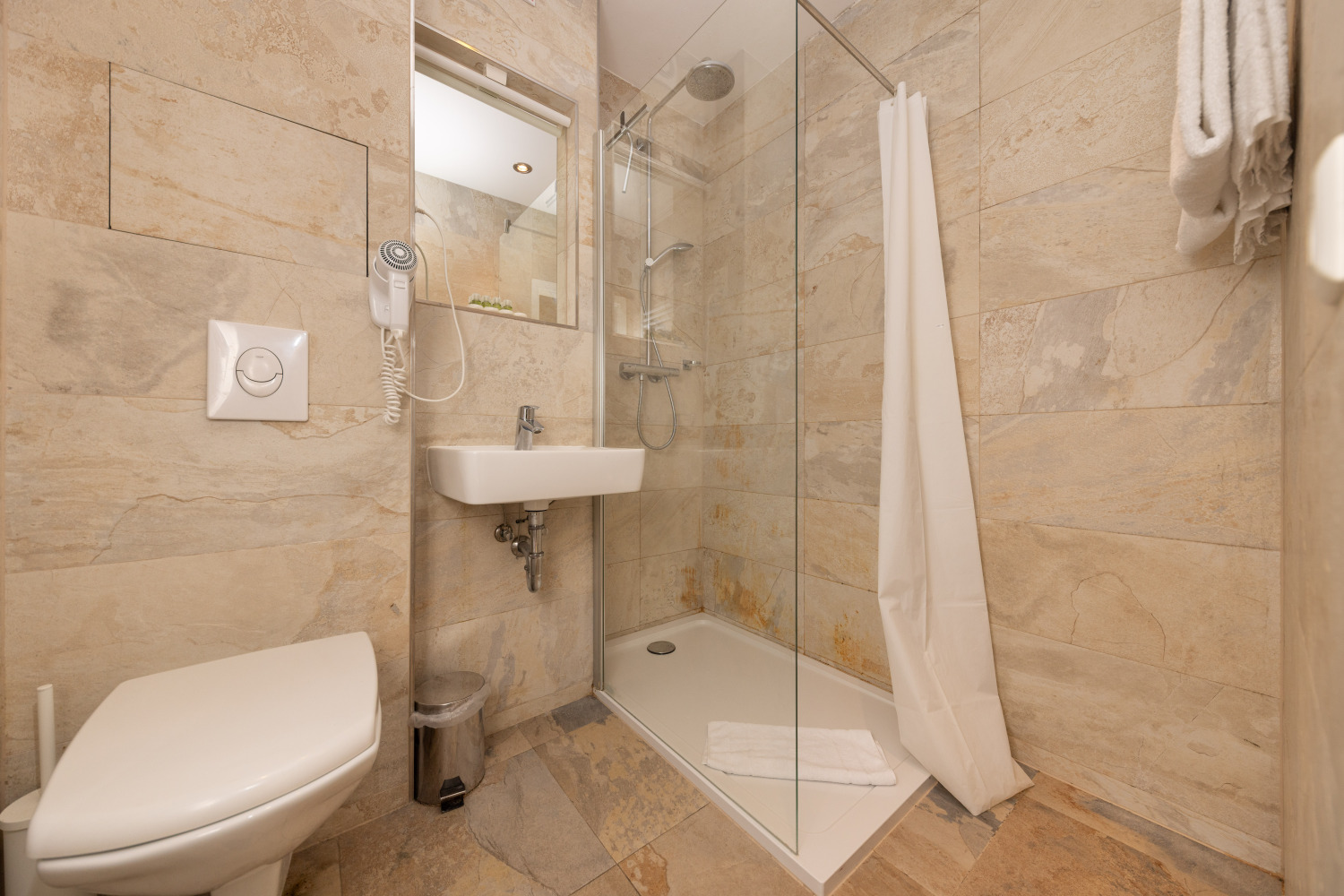 Pflugstr. 4 small-6.jpg