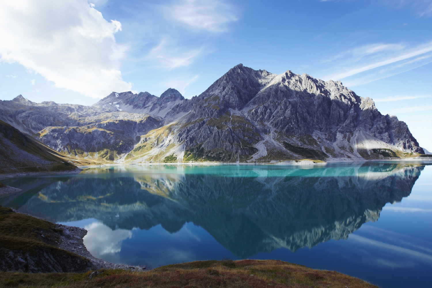 Lünersee - Talabschluss des Brandnertals (c) Joachim Stretz - Alpenregion Bludenz Tourismus GmbH.jpg