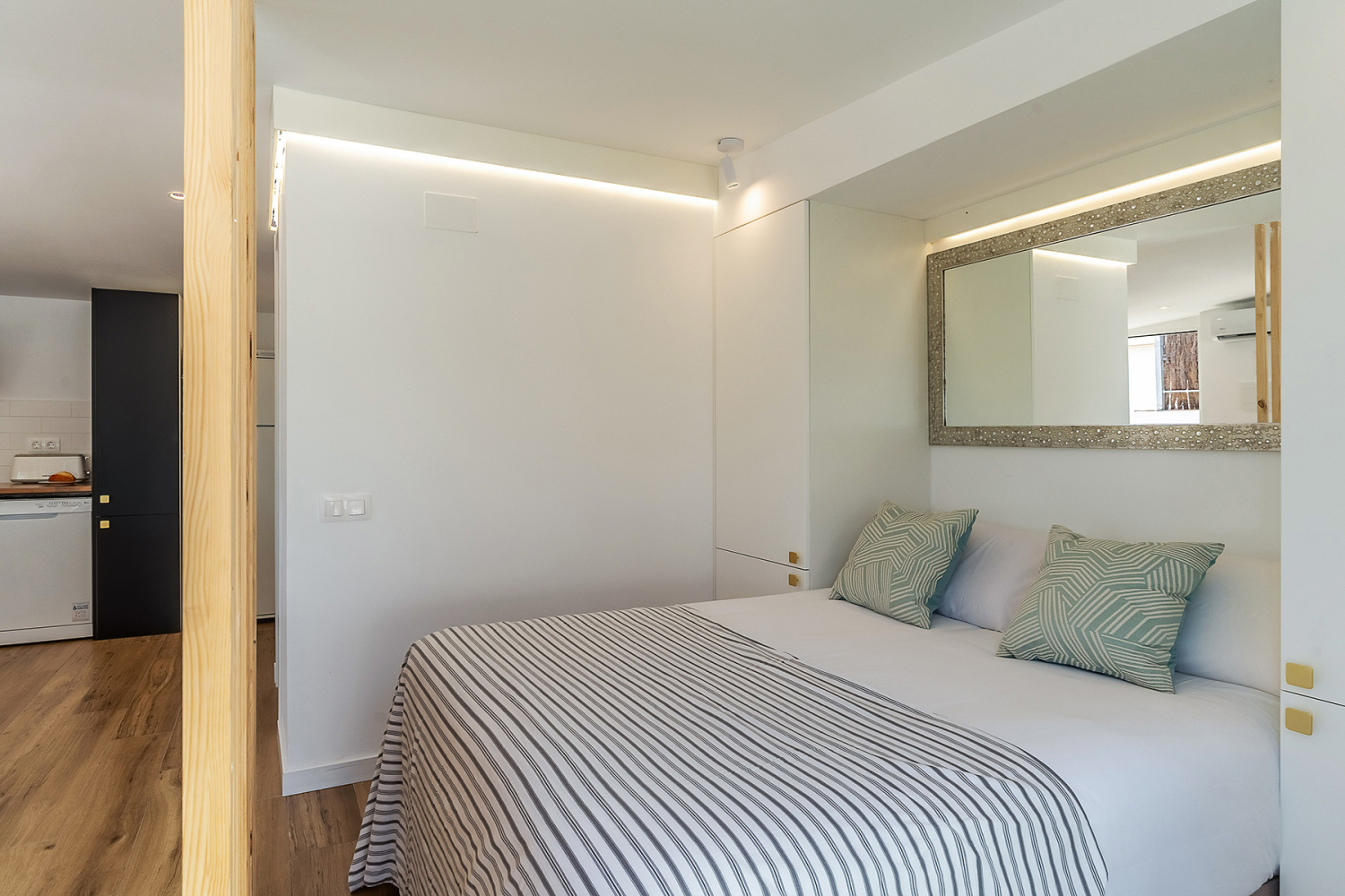 HOLIDAY Jijo 3 WEB (13).jpg