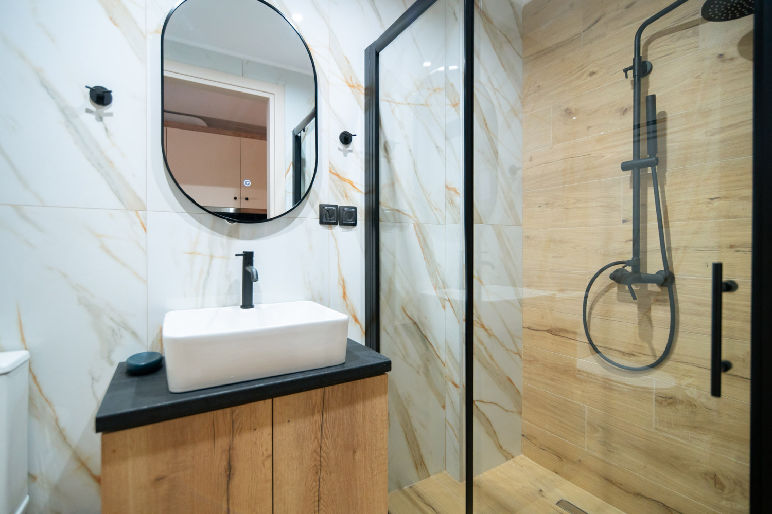 GL3_2945 - Αντιγραφή.jpg