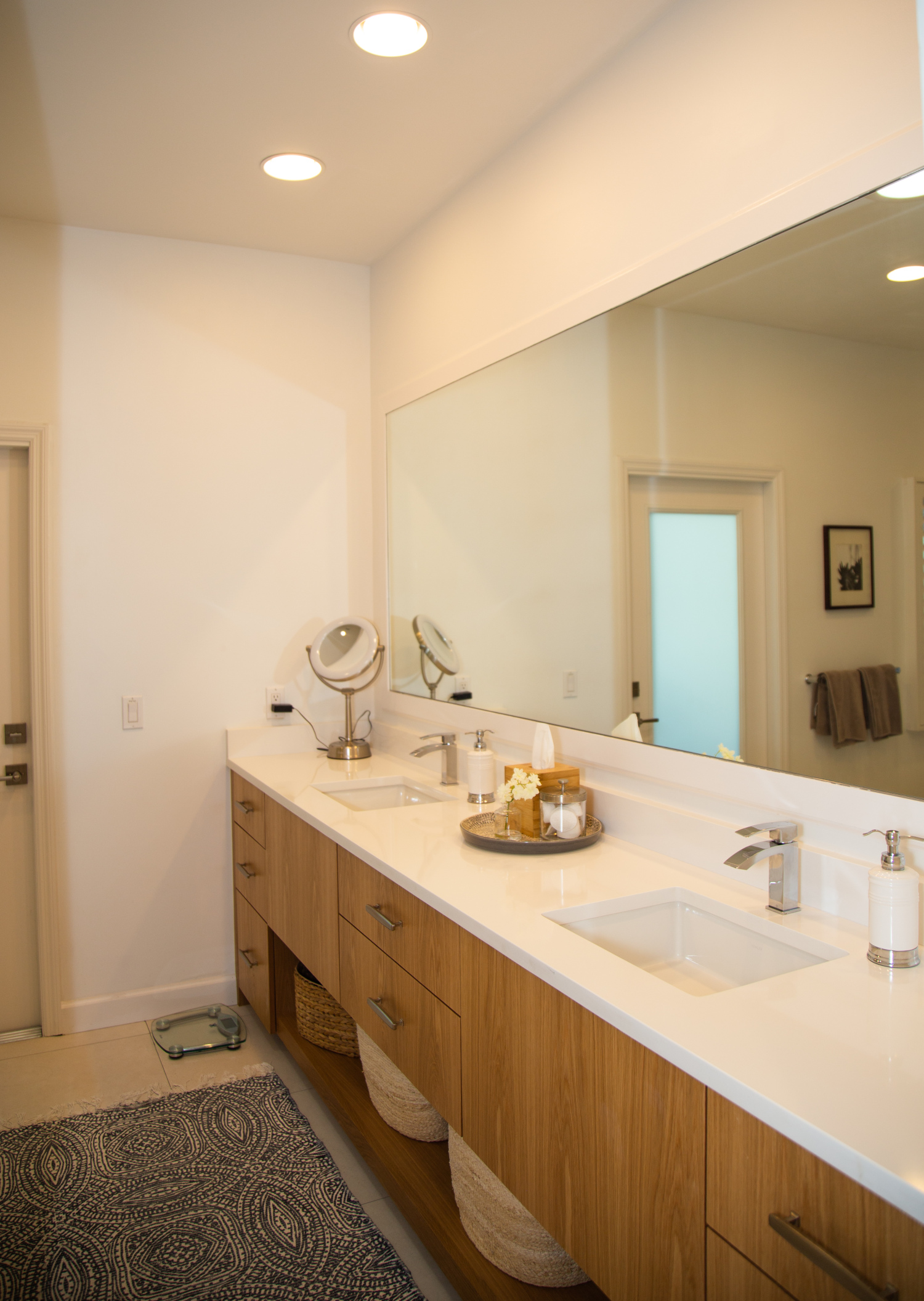 Master Bathroom (3).jpg